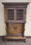 Mark Twain Cabinet Added to Duane and Eunice Bietz Collection